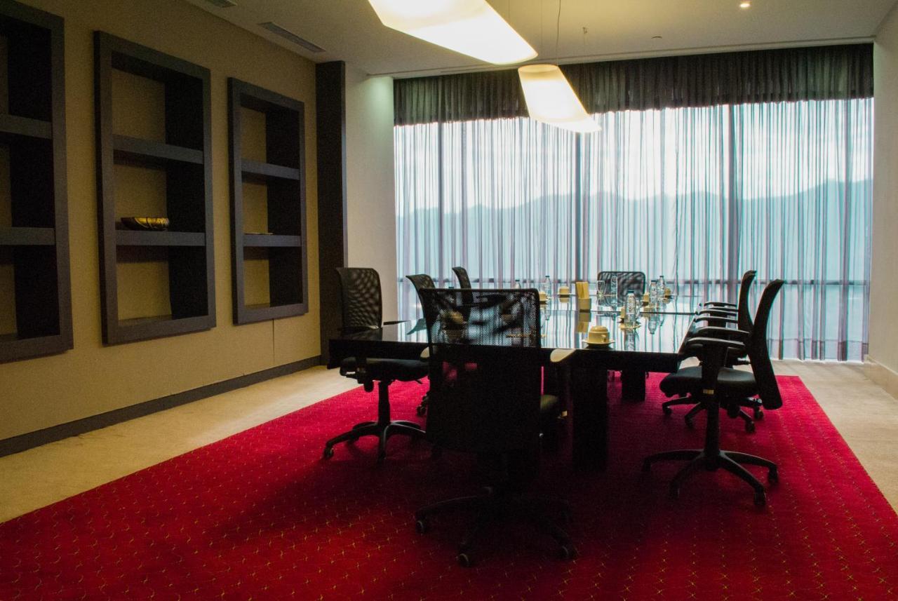 Hesperia Wtc Valencia Otel Dış mekan fotoğraf